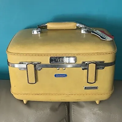 Vintage American Tourister Escort Yellow Make Up Case Train Luggage Tray Mirror • $45