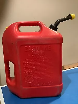 Blitz Rare 6 Gallon Red Plastic Vented Gas Can Pre Ban USA 11841 • $70