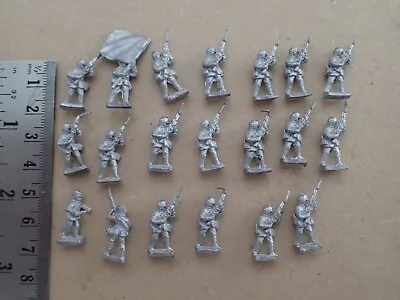  18mm Wargames  Metal Figures      (Y109) • £10