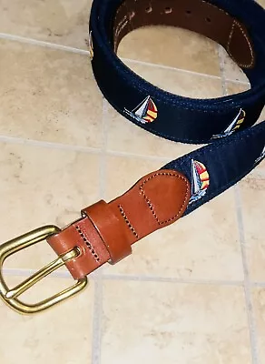 Men's Size 44 Blue Sailboat Embroidered Belt Leather Canvas Brass Buckle Preppy • $15.99