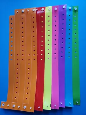 3/4  Assorted Plastic Vinyl Wristbands Wrist Bands For Events Red Blue Green • $10.94