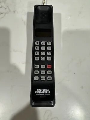 Motorola  Ultra Classic  Brick Phone / California Mobile Phone F09NFD8437BG • $95.75