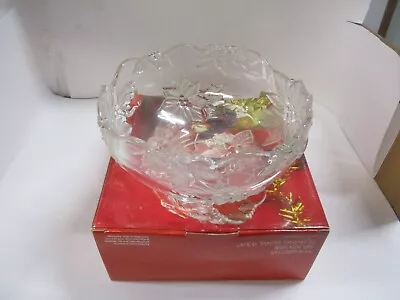 MIKASA Crystal Poinsettia Serving Bowl Dish Glass 8 3/4” In Original Box • $11.99