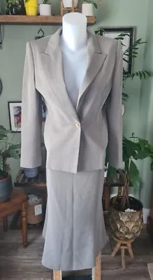 Ladies Marks And Spencer Autograph Suit Size 12 • £2.99