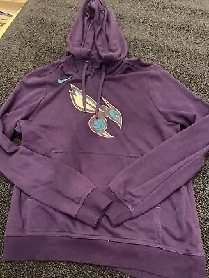 VTG Nike Charlotte Hornets NBA Purple Hoody Size M Basketball • $33.60