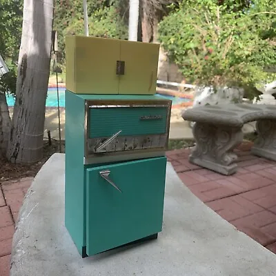 Vintage 1960’s Barbie Deluxe Reading Kitchen Refrigerator Barbie Dreamhouse • $25.99