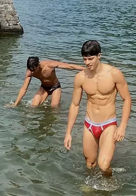 Shirtless Male Muscular Lake Swimmer Hunks Underwear Swim Jocks PHOTO 4X6 H473 • $4.99