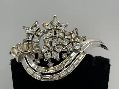 Vintage Crown Trifari Alfred Philippe Twinkle Rhinestone Silver Tone Brooch • $49.99