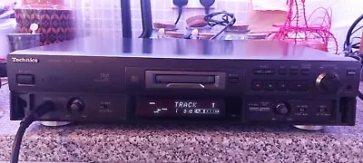 TECHNICS SJ-MD100 Minidisc Player / Recorder  • £130