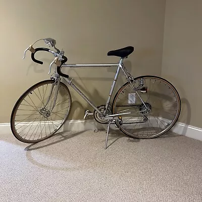 1973 Schwinn Paramount Campagnolo P15-9 Vintage Tourer Bicycle. Great Condition • $1200