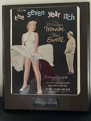 OFFER Stunning Marilyn Monroe Figure Raised Above  Brown Painted Wooden Frame • $24.99