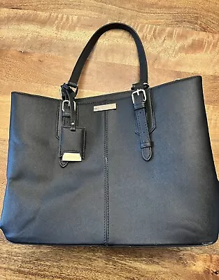 £5 • Buy CARVELLA Black, Large Handbag