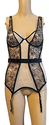 Victoria's Secret LUXE Bridal Corset Lingerie Merrywidow Garter Teddy Bustier M • $50