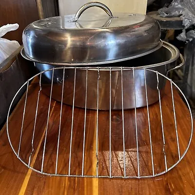 Vintage Oval Roasting Pot • $10