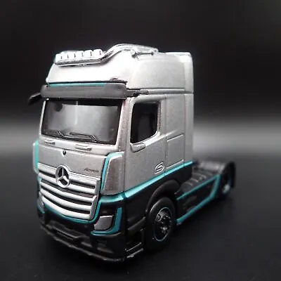 Mercedes-benz Actros 1851 Cab Big Rig 1/64 Scale Collectible Diecast Model Car • $11.99