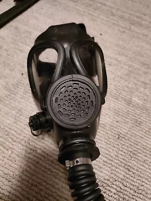 Isreali Military M15 Gas Mask With Hose And Filter. Size 2 • $75