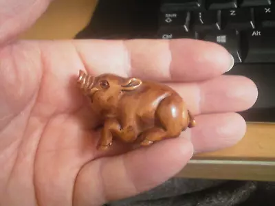 Hand Carved Wood Netsuke Wild Boar / Pig Looks Up Collectable Boxwood 20 Yrs Old • £29.99