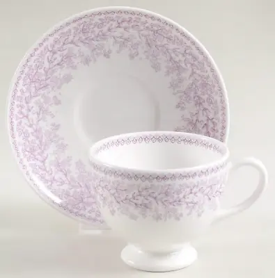 Wedgewood Martha Stewart Winterberries Footed Cup & Saucer Mint • $39.97