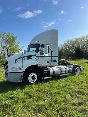 2010 Mack Pinnacle Parts • $2500