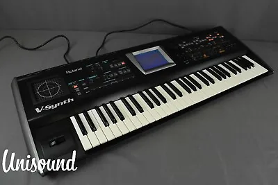 $2000 • Buy Roland V-Synth Synthesizer Workstation Keyboard In Very Good Condition