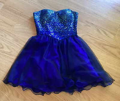 Masquerade Strapless Cocktail Dress Party Pageant Layered Tulle Sequins Size 3/4 • $26.99