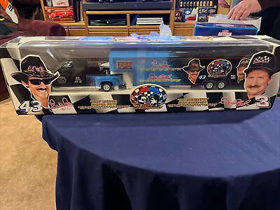 $129.99 • Buy Dale Earnhardt Richard Petty Brookfield Pick Up & Hauler 7 Time Champion