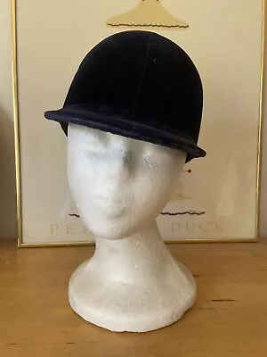 Vintage Maison’s Riding Shop Black Velvet Riding Helmet Size 67/8 • $14.99