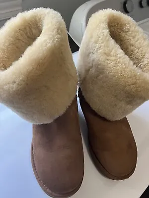 $50 • Buy Women's UGG Brown Boots 9