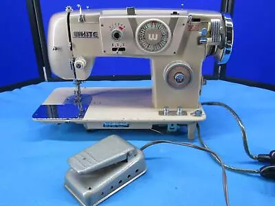 Vintage White Model 3077 Sewing Machine W/ Foot Pedal Works Great Made In Japan • $99.99