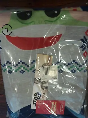 NEW Christmas Star Wars Yoda Pajamas Set Mens Large Jammies Families Fleece E6 • $10.99