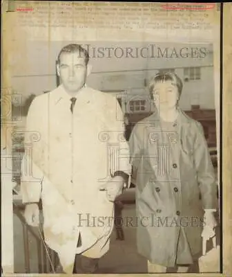 1969 Press Photo Marina Oswald Porter To Testify In Clay Shaw Conspiracy LA • $16.99