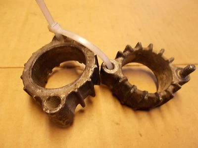 $5.99 • Buy 1984 Honda VF700 VF 700 S V45 Sabre Exhaust Collars Flanges Holders X2