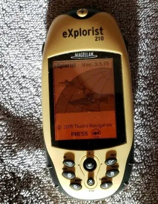 Magellan EXplorist 210 Handheld GPS Bundle Manuals CD/mapsend 3D & Cable Case • $79.99