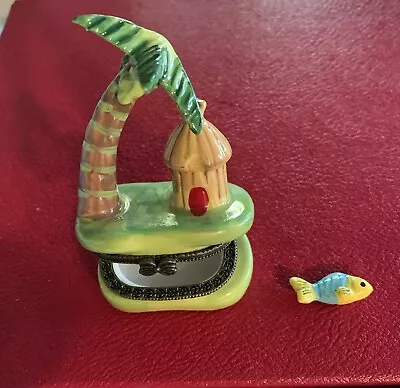 Coastal Beach Trinket Box / Palm Tree Hut / Fish Charm Inside. • $10