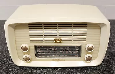 Vintage HMV Little Nipper 62-52 Mantle Valve Radio • $200