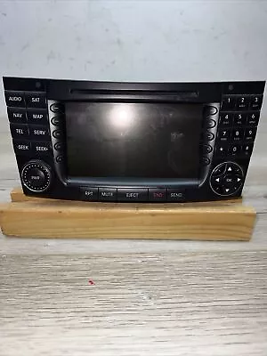 2003-09 Mercedes Benz E320 OEM Audio Radio Navigation Display Screen A2118204397 • $159.99