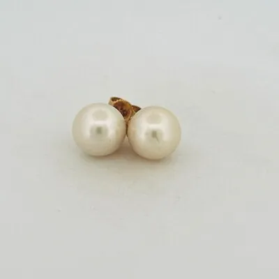 Timeless: Vintage 1950's Akoya Saltwater Pearl Stud Earrings In 14k Yellow Gold • $190