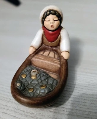 THUN - Soldato Presepe In Ceramica Variante Bianca - 5x4x8 Cm - Decorazione Natalizia Classica - Foto 8