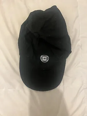 H&M M/l Black Cap • £4.95