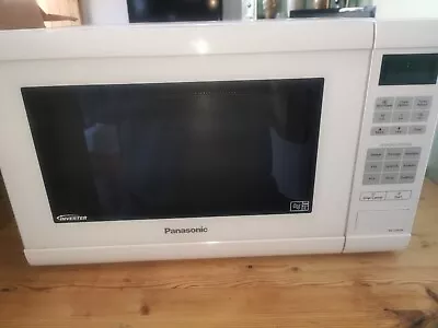 Panasonic NN-ST452W Microwave - Works But Fan Stays On Sometimes.  • £35