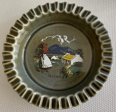 Vintage Wade Irish Porcelain Ashtray Ireland Ruffle Edge Ashtray / Trinket Dish • $16.99