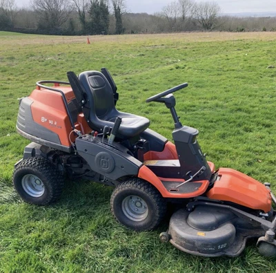 £3750 • Buy Husqvarna R422TS AWD Ride On Mower. Briggs And Stratton Engine.