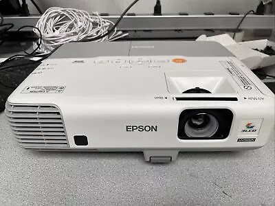 Epson PowerLite 915W H388A 3200 Lumens LCD Home Theater Projector 1088 Hours • $120