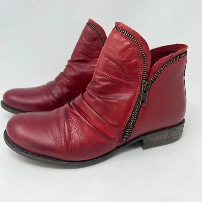 Mix Mooz Luna Boots Size 8 Women Ankle Red Leather Side Zip Closure Pleated $175 • $42.49