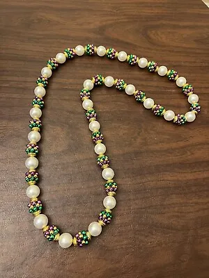 Mardi Gras Parade Carnival Pearl Necklace Bead Purple Green Gold 19” • $11.99