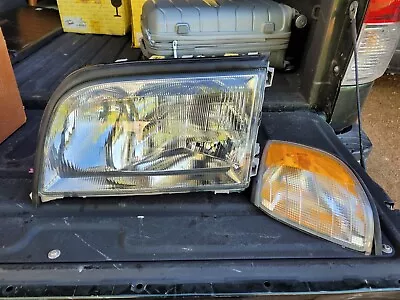 97 98 99 Mercedes W140 Sedan XENON HID Headlight Lamp Light Left Side Driver OEM • $240