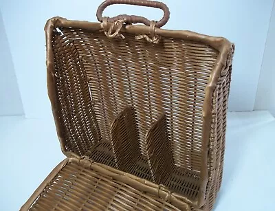 3 Bottle Wicker Rattan Wine Carrier Picnic Basket Beer 750 Ml Tote Vintage • $39.99