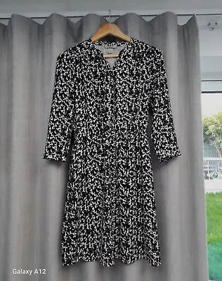 £4.95 • Buy Ladies H&M Black Ivory Button Front Dress Stretch Waist Size 36 UK 8 IMMACULATE