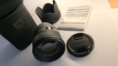 $725 • Buy Sigma 85mm F1.4 EX DG HSM Sony A Mount. Mint Condition