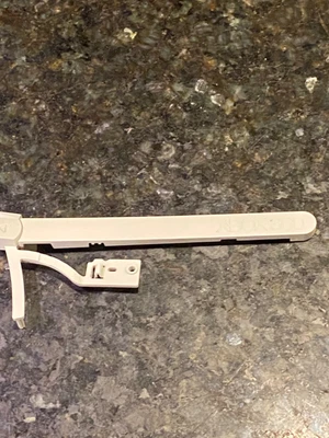 $10.99 • Buy Microsoft Xbox 360 White OEM Replacement Eject Button Plus Bezel